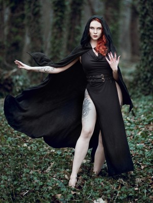 Toonzshop Danäa Hooded Long Cape Poncsók Női Fekete | CSUZWNE-05